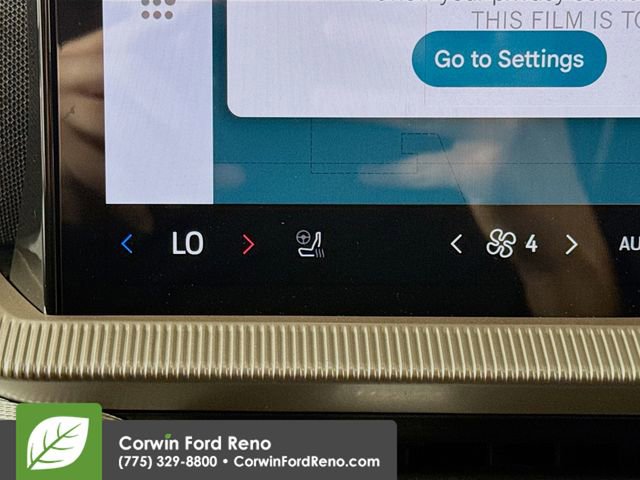 New 2025 Ford Explorer Active w/ Active Comfort Package image 22