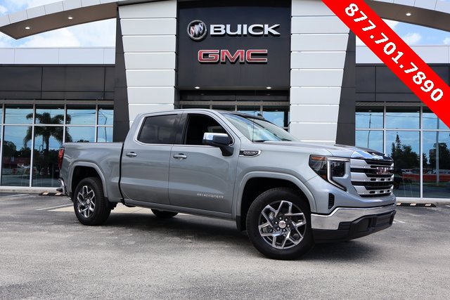New 2026 GMC Sierra 1500 SLE w/ Preferred Package