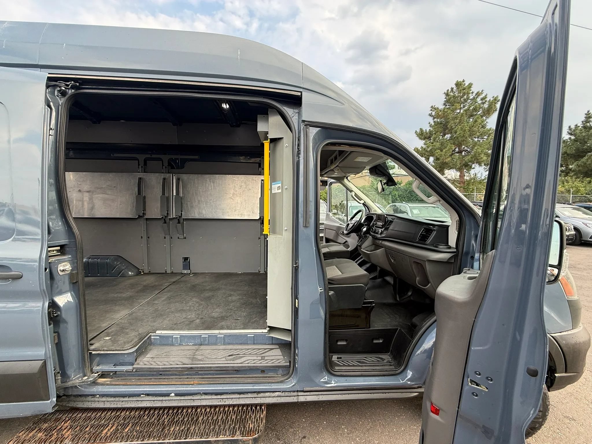 Used 2020 Ford Transit 250 148 High Roof Extended RWD image 24