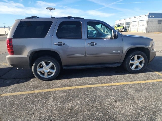 Used 2011 Chevrolet Tahoe LT w/ Luxury Package image 5