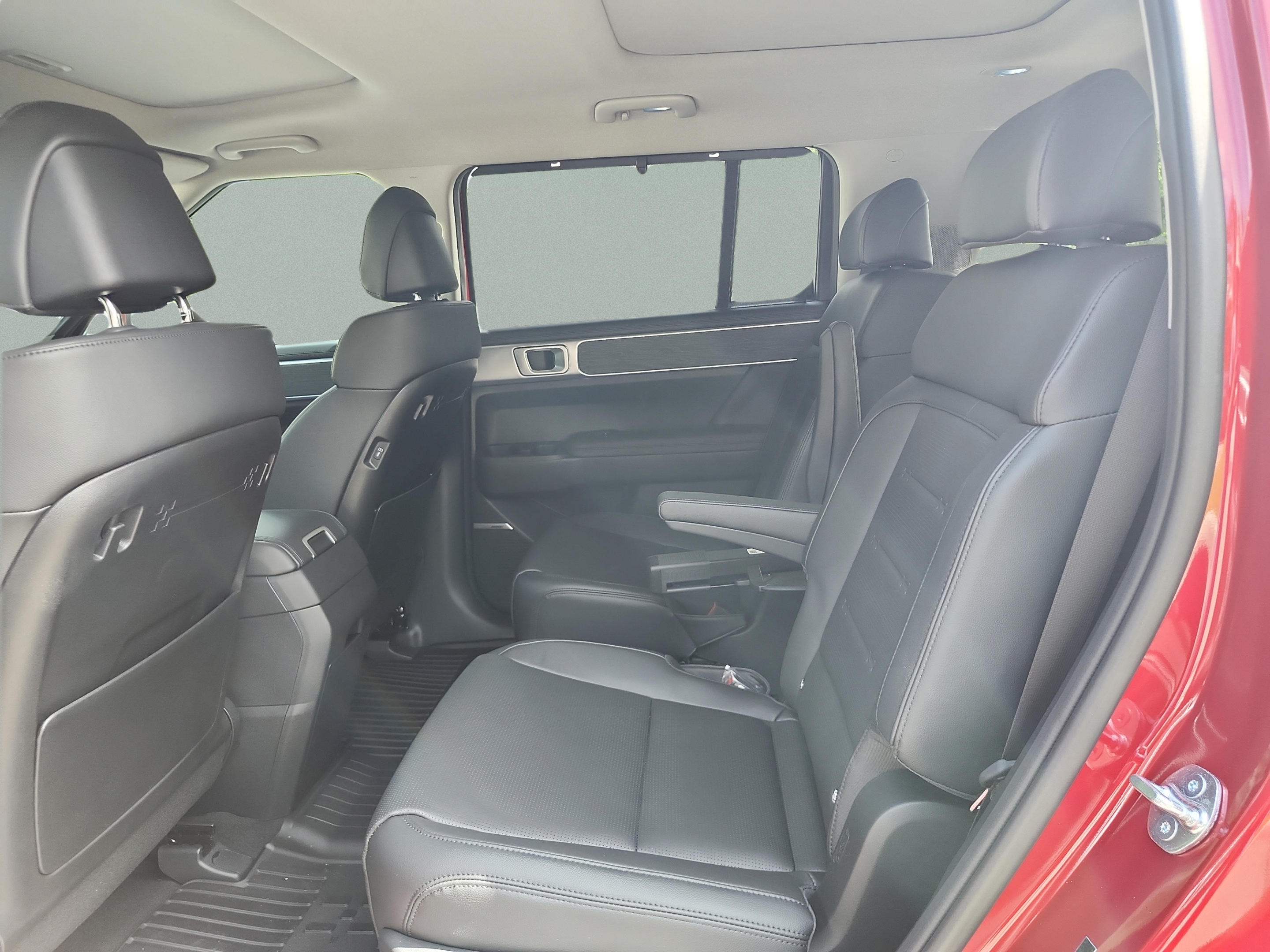 New 2026 Hyundai Santa Fe Limited FWD image 14
