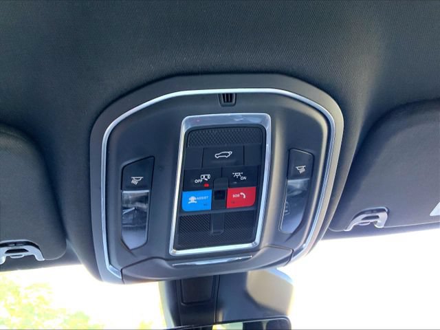 Used 2024 Jeep Wagoneer Series II AWD/4WD image 36