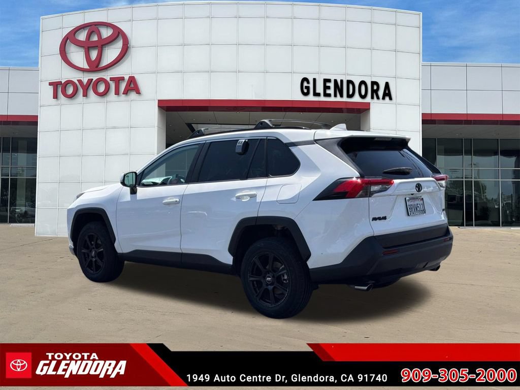 Certified 2020 Toyota RAV4 XLE w/ All Weather Liner Package FWD image 7
