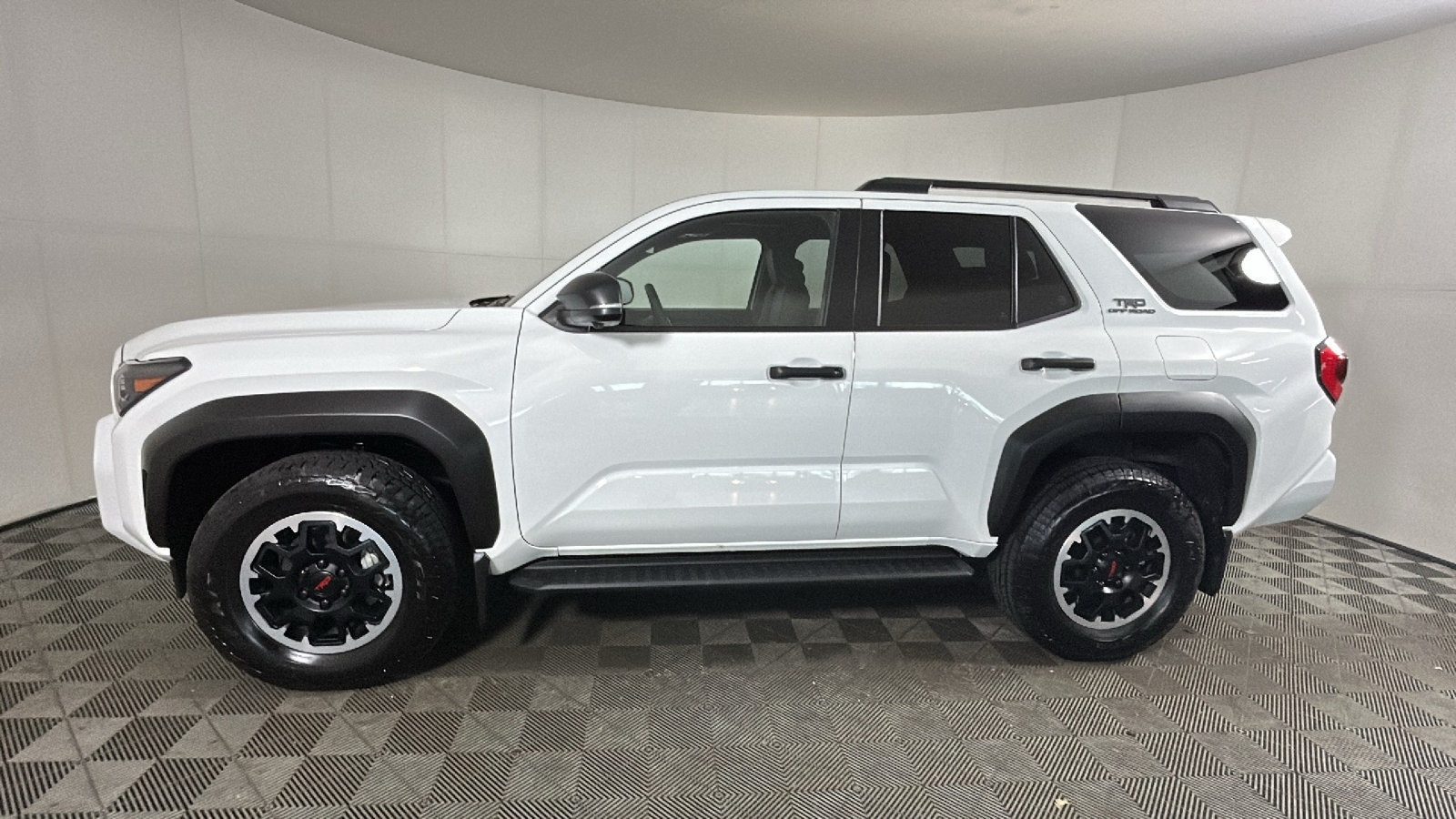 Used 2025 Toyota 4Runner TRD Off-Road Premium w/ Tow Technology Package AWD/4WD image 7