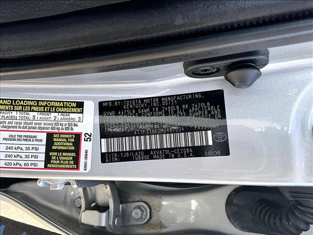 Used 2021 Toyota Camry XLE w/ Navigation Package FWD image 30