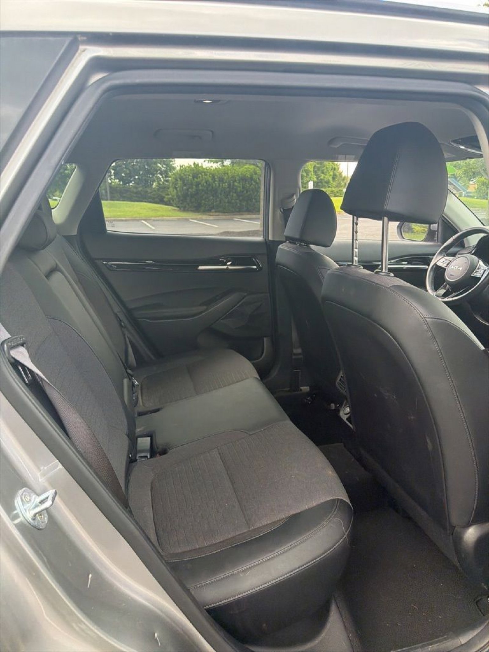 Used 2023 Kia Seltos S w/ Navigation Package FWD image 18