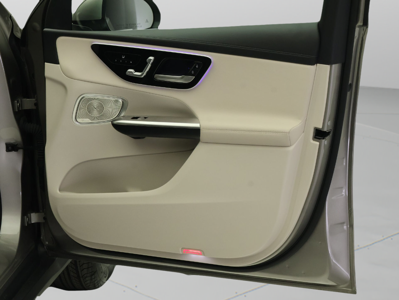 Certified 2024 Mercedes-Benz GLC 300 image 21