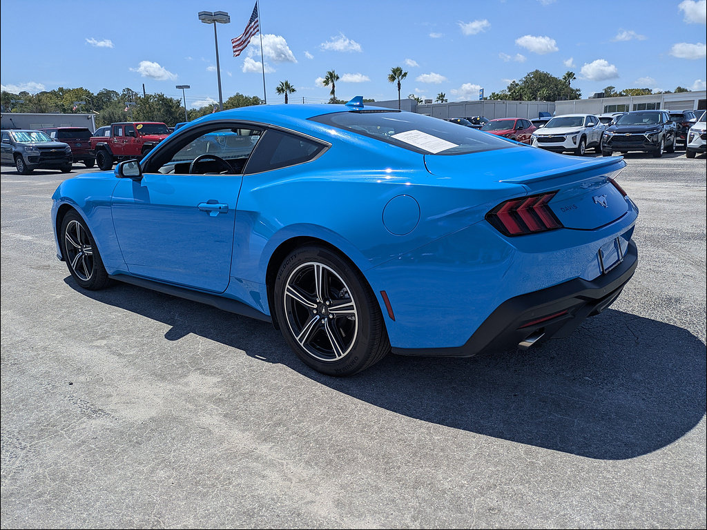 Used 2024 Ford Mustang Premium RWD image 7
