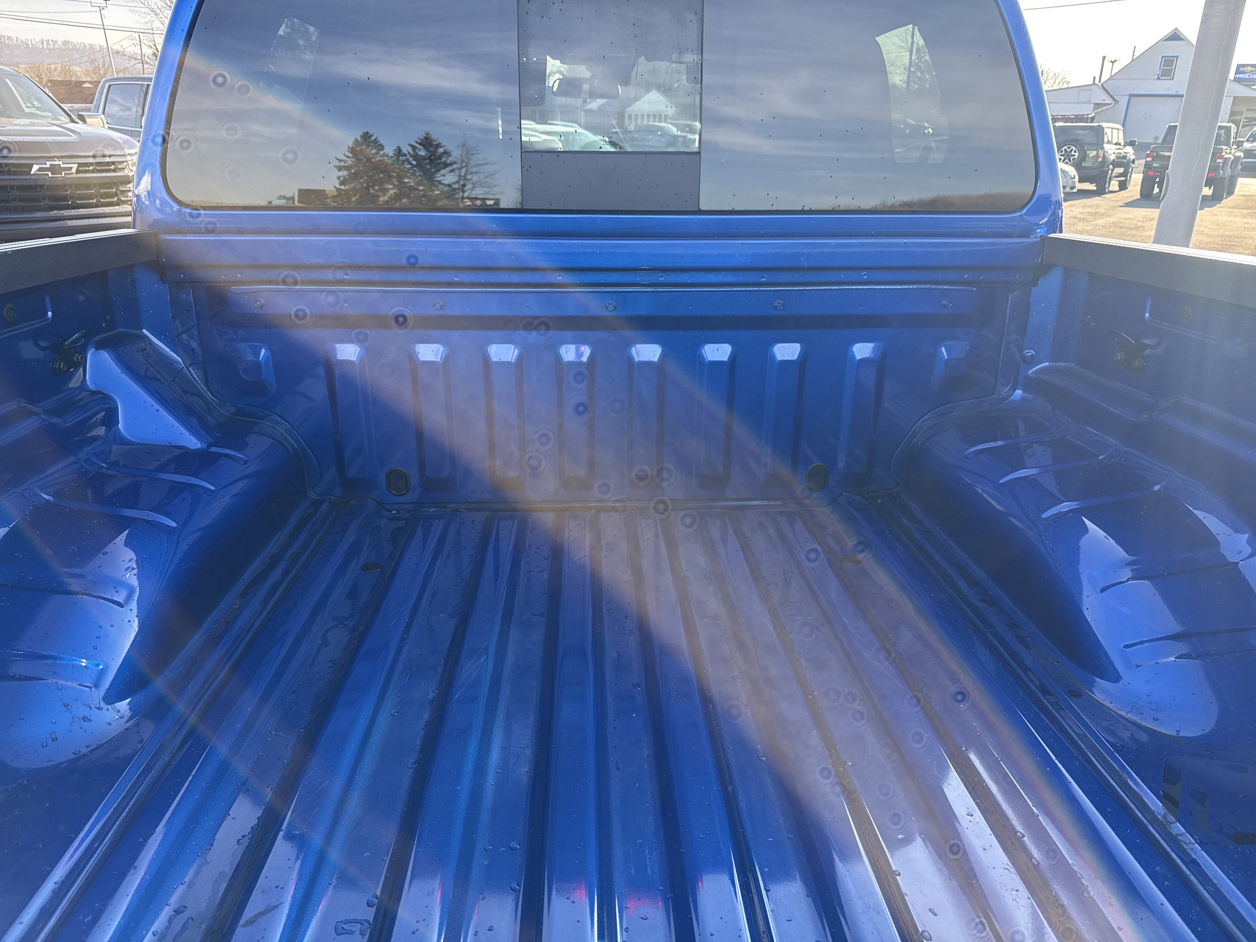 Used 2024 Nissan Frontier PRO-4X w/ Technology Package video 5