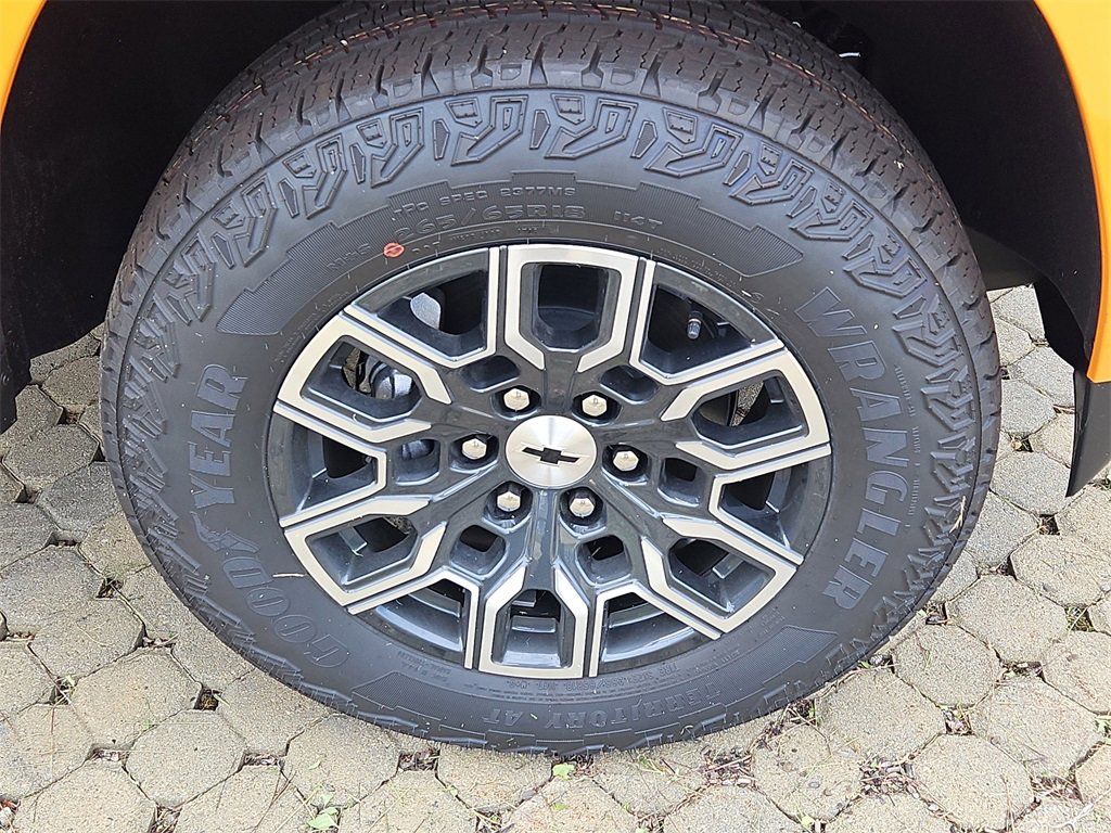 New 2026 Chevrolet Colorado Z71 w/ Z71 Convenience Package 2 image 3