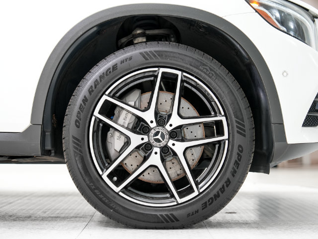 Used 2019 Mercedes-Benz GLC 300 4MATIC image 24
