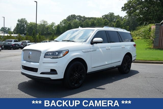 Used 2024 Lincoln Navigator Reserve AWD/4WD image 3