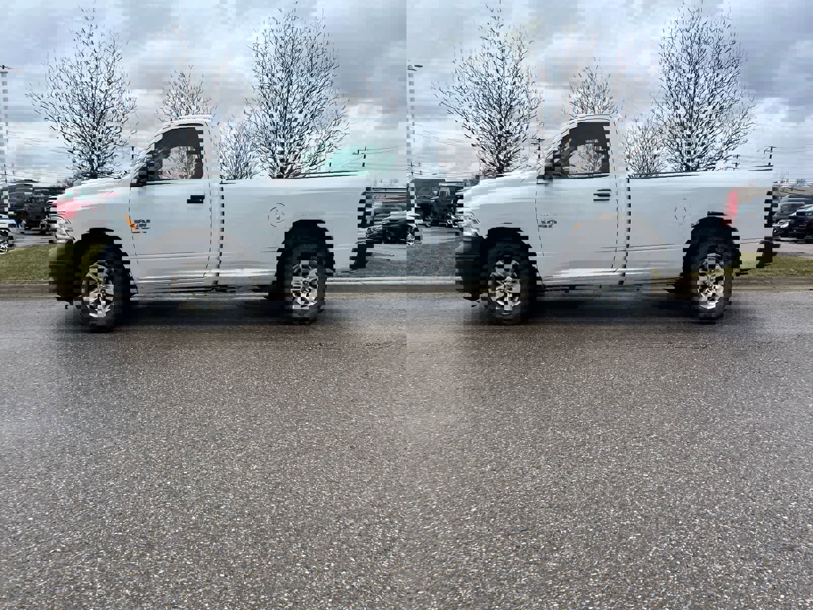 Used 2015 RAM 1500 Tradesman w/ Power & Remote Entry Group image 28