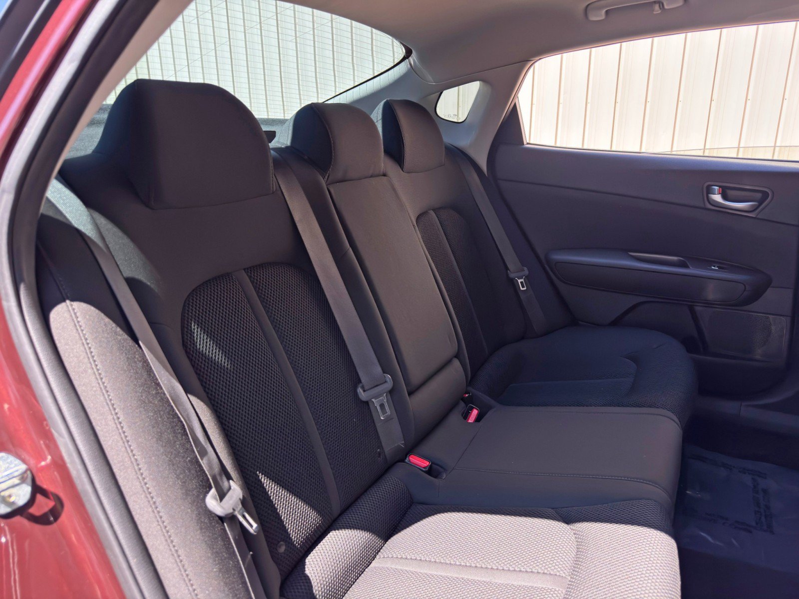 Used 2020 Kia Optima LX FWD image 30