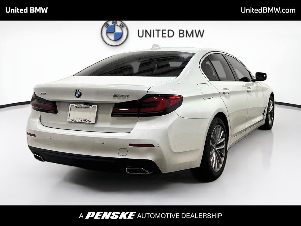 Certified 2023 BMW 530i xDrive w/ Premium Package AWD/4WD image 5