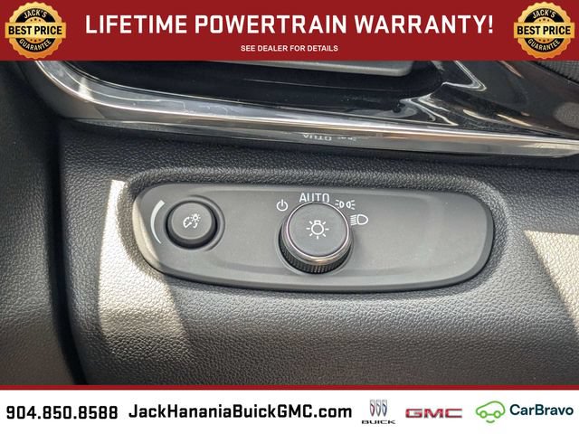 Used 2025 Buick Envista Preferred FWD image 26