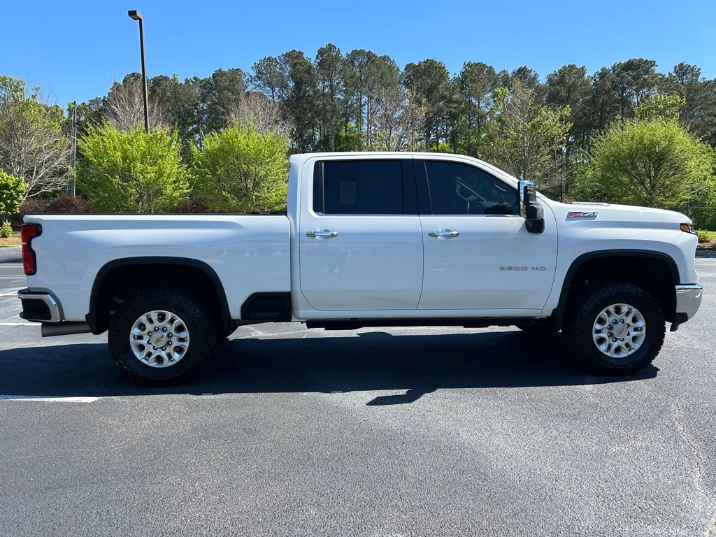 Used 2024 Chevrolet Silverado 3500 LTZ w/ LTZ Convenience Package image 25