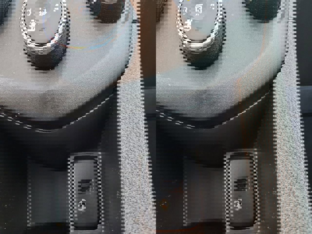 Used 2017 Chevrolet Sonic LS image 28