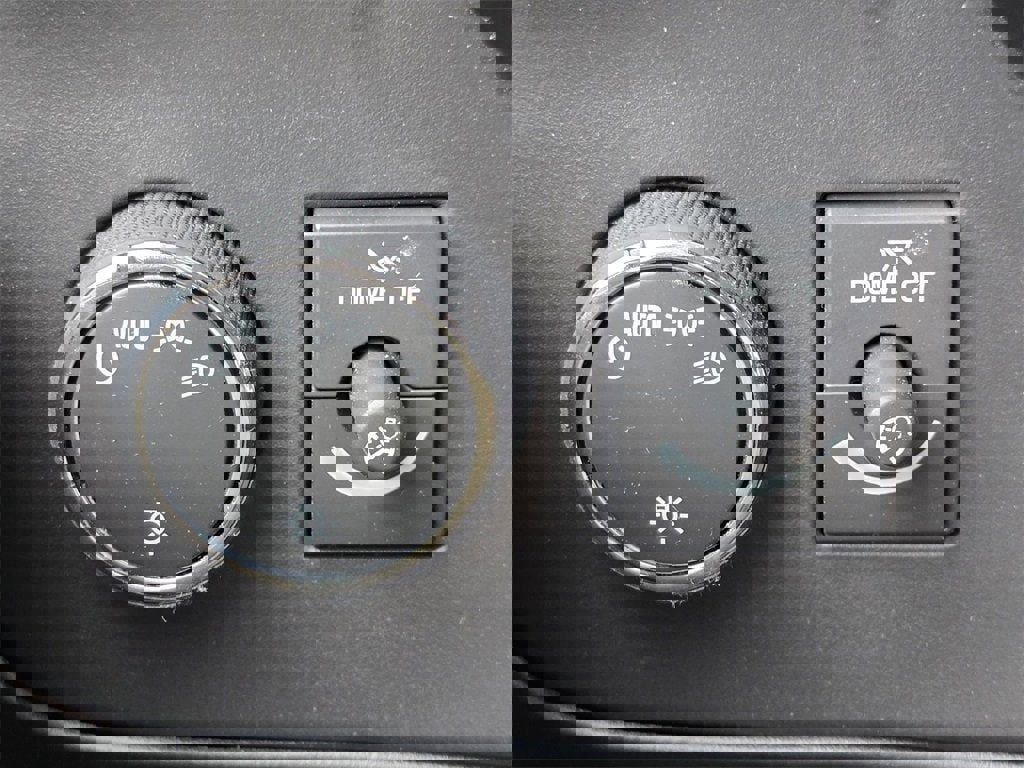 New 2025 Chevrolet Express 2500 w/ Communications Package image 15