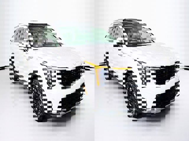 New 2026 Kia Sorento S image 3