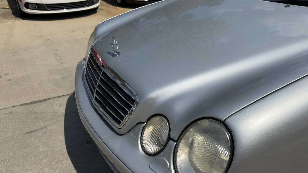 Used 2000 Mercedes-Benz CLK 430 Cabriolet image 21