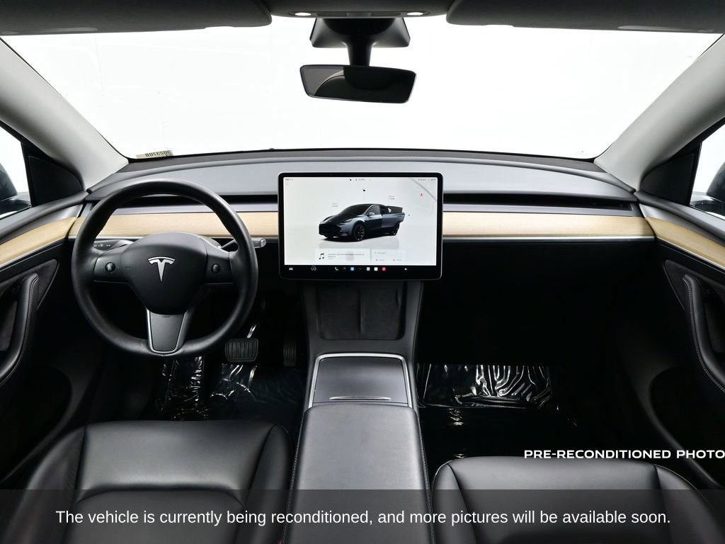 Used 2023 Tesla Model Y Long Range image 24