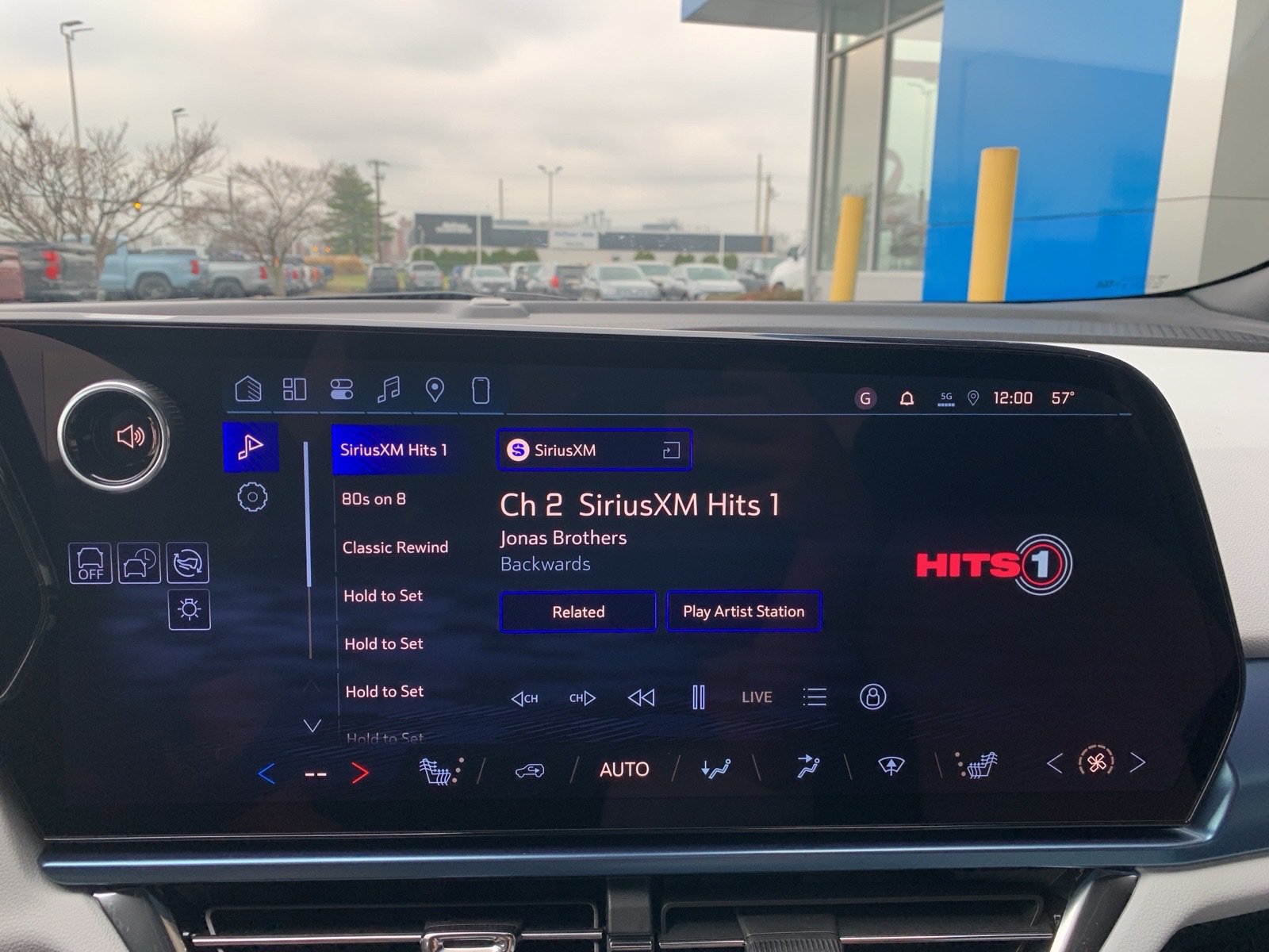 New 2026 Chevrolet Equinox EV LT FWD image 23