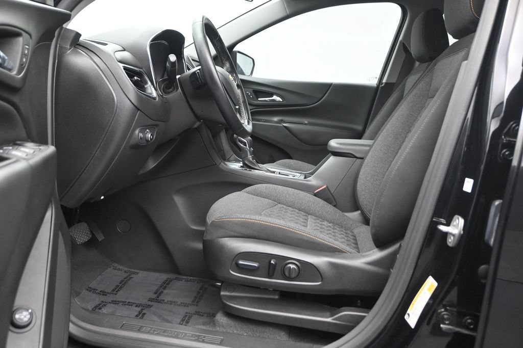Used 2023 Chevrolet Equinox LT FWD image 12