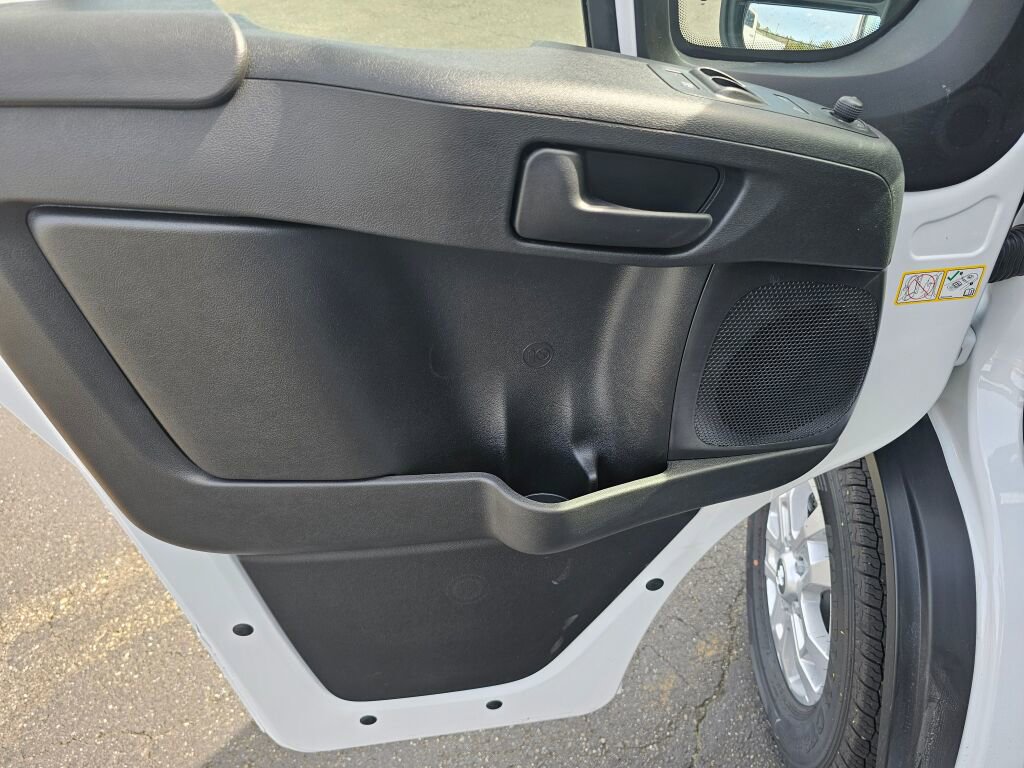 New 2025 RAM ProMaster 3500 w/ Quick Order Package 22G SLT image 13