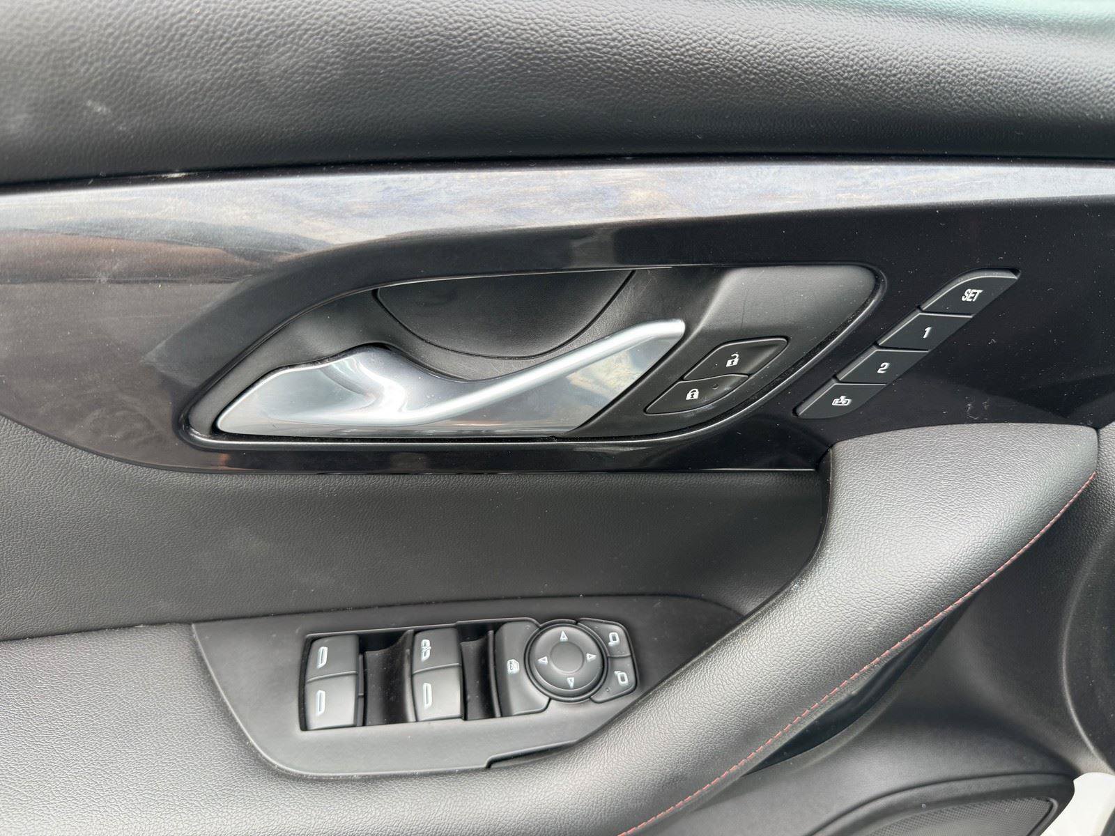 Used 2019 Chevrolet Blazer RS AWD/4WD image 28