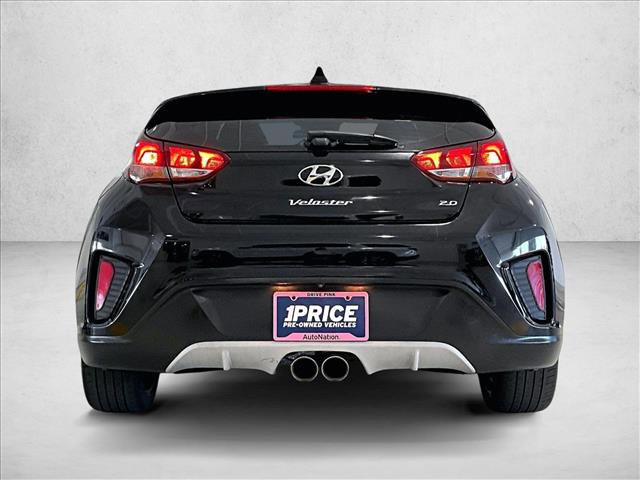 Used 2020 Hyundai Veloster 2.0 Premium image 4