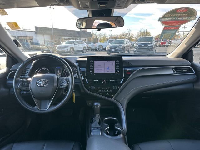 Used 2023 Toyota Camry SE image 25