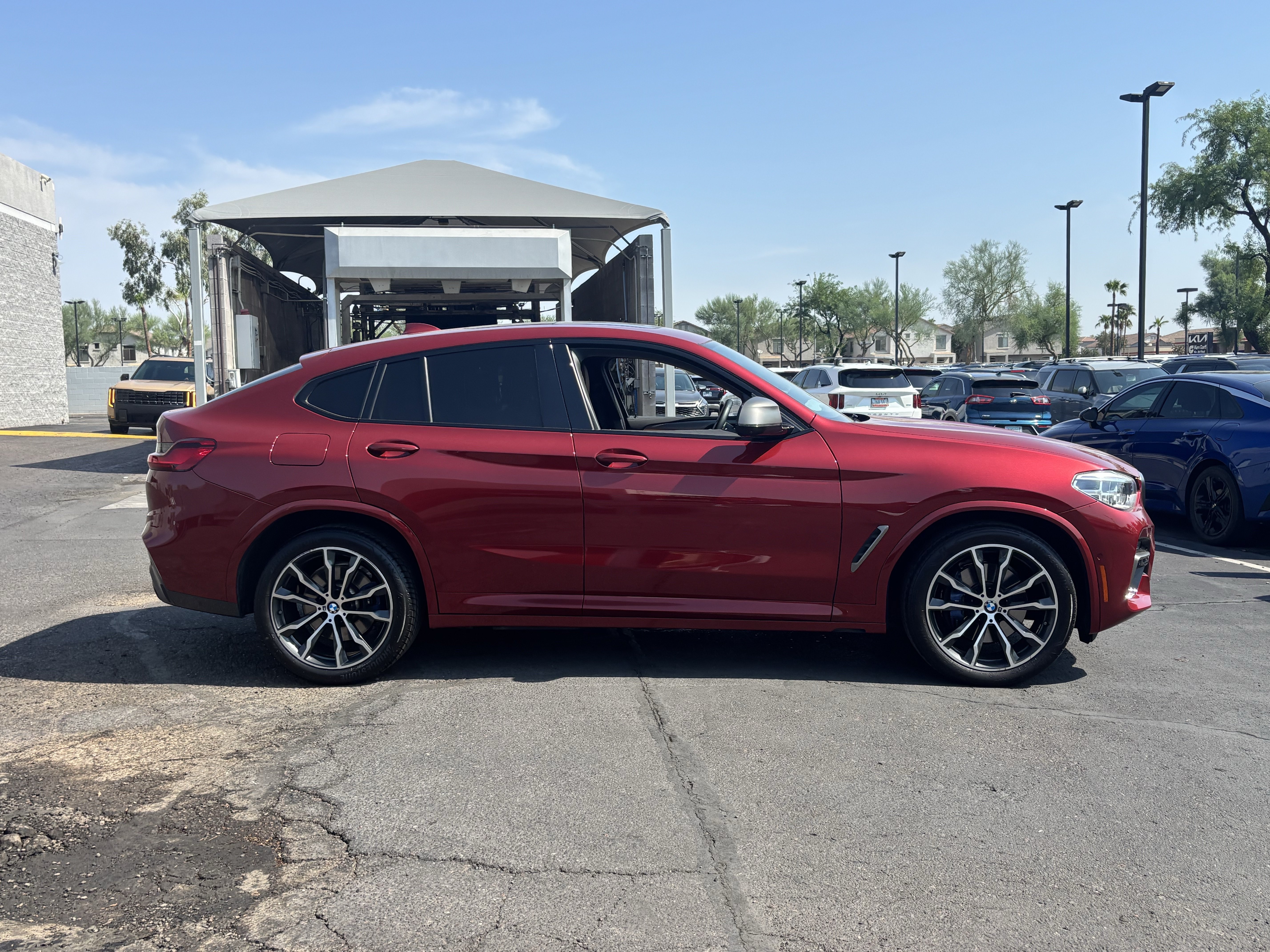 Used 2020 BMW X4 M40i w/ Executive Package AWD/4WD image 2