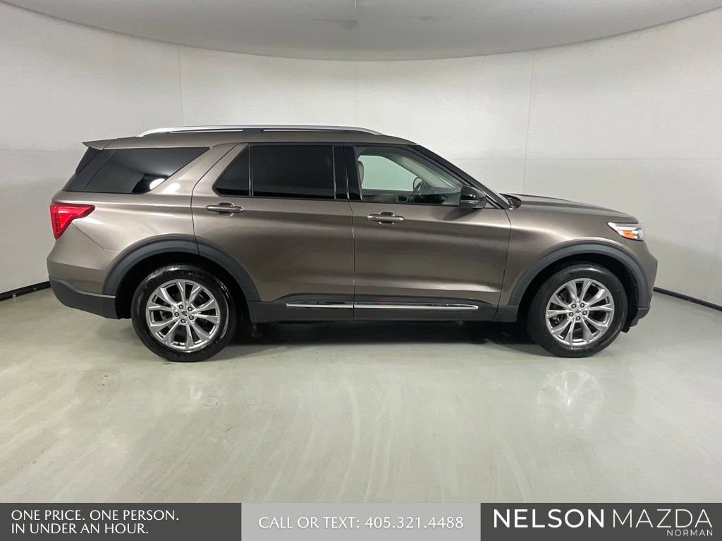 Used 2021 Ford Explorer Limited w/ Equipment Group 301A AWD/4WD image 5