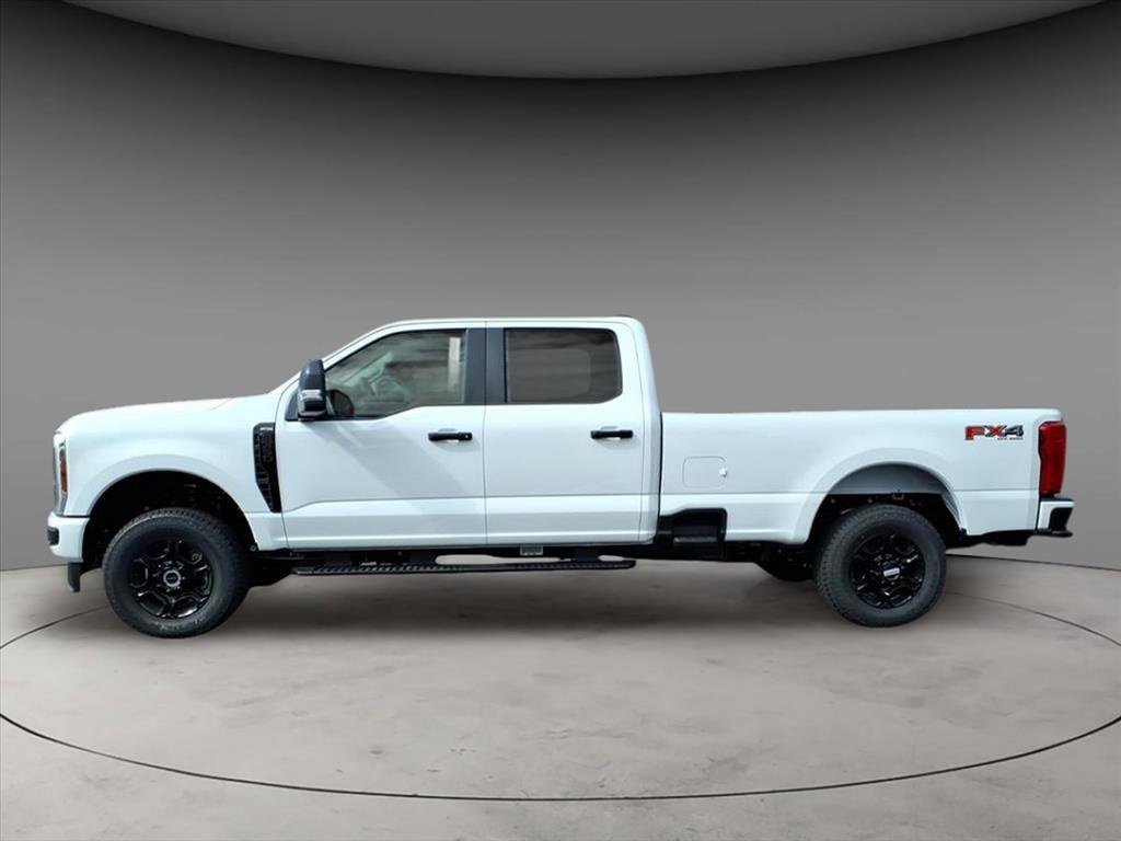 New 2026 Ford F350 Lariat image 2