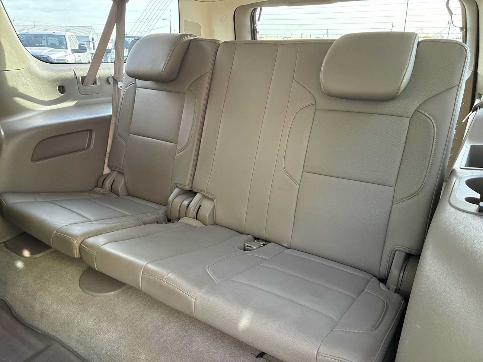 Used 2015 Chevrolet Suburban LTZ AWD/4WD image 25