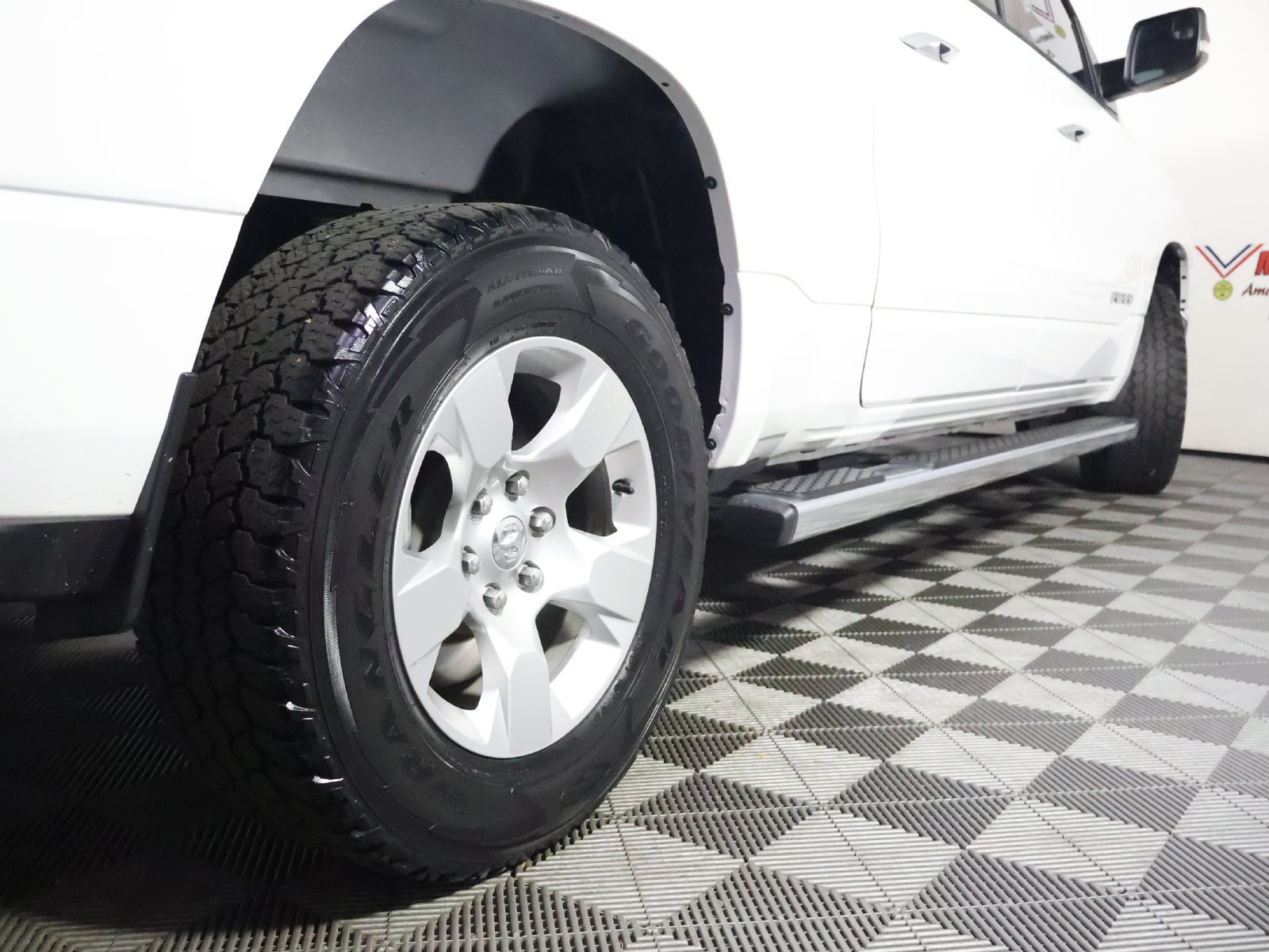 Used 2022 RAM 1500 Big Horn AWD/4WD image 15