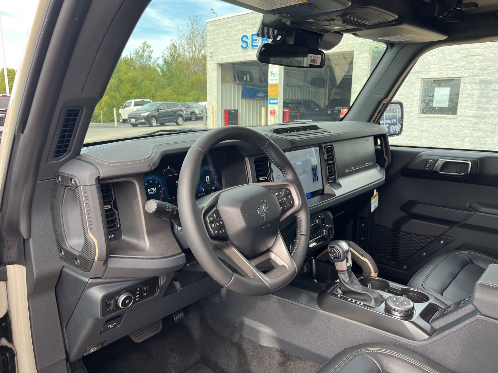 New 2025 Ford Bronco Badlands AWD/4WD image 36