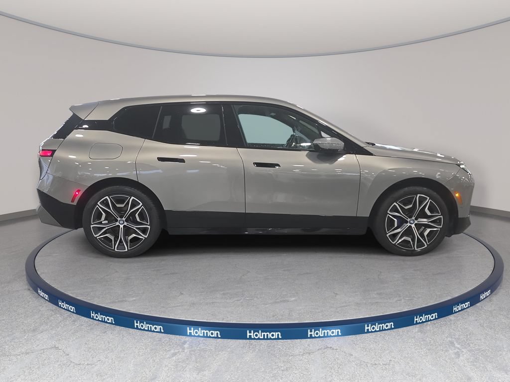 Certified 2024 BMW iX xDrive50 w/ Sport Package AWD/4WD image 4