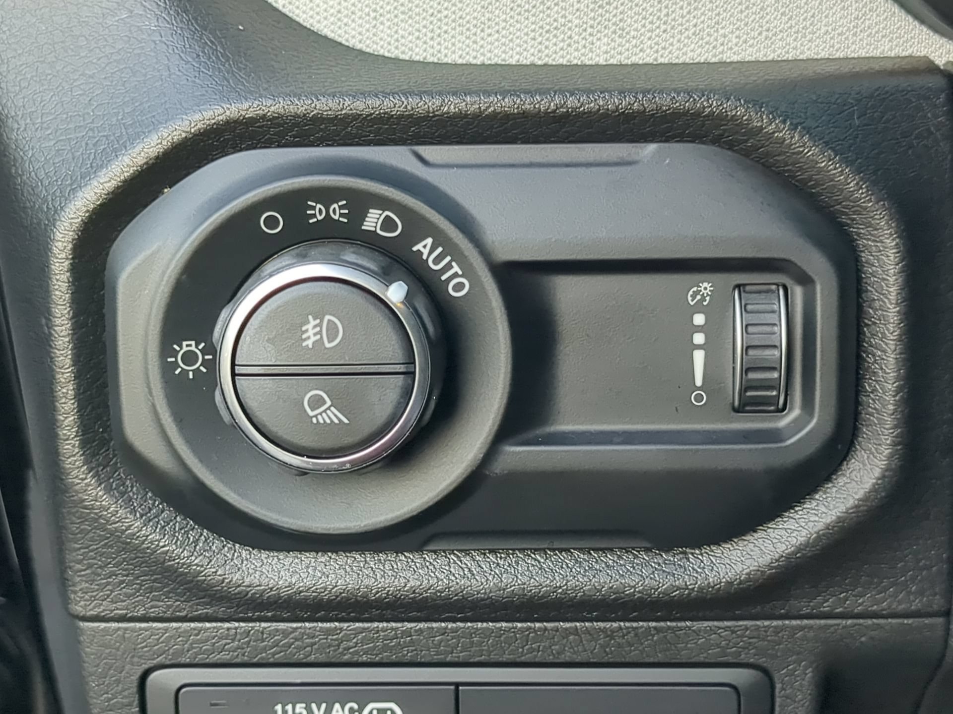 Used 2024 Jeep Gladiator Sport AWD/4WD image 65