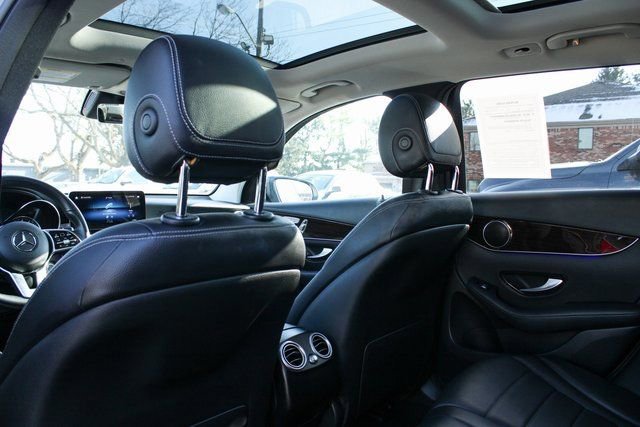 Used 2022 Mercedes-Benz GLC 300 4MATIC image 36