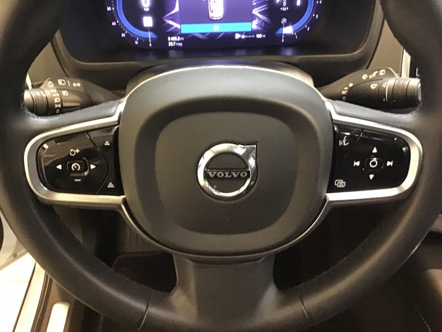 Used 2023 Volvo XC90 B6 Ultimate image 9