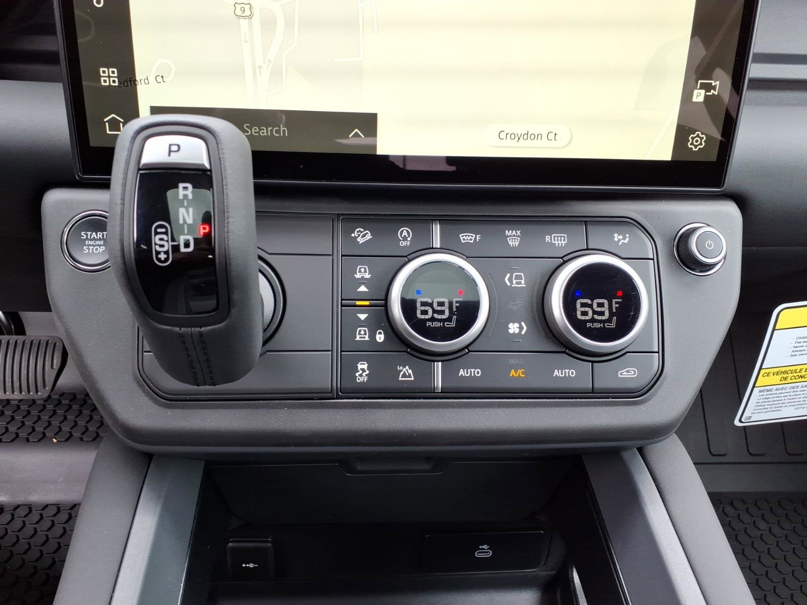 New 2026 Land Rover Defender 110 X-Dynamic SE AWD/4WD image 13