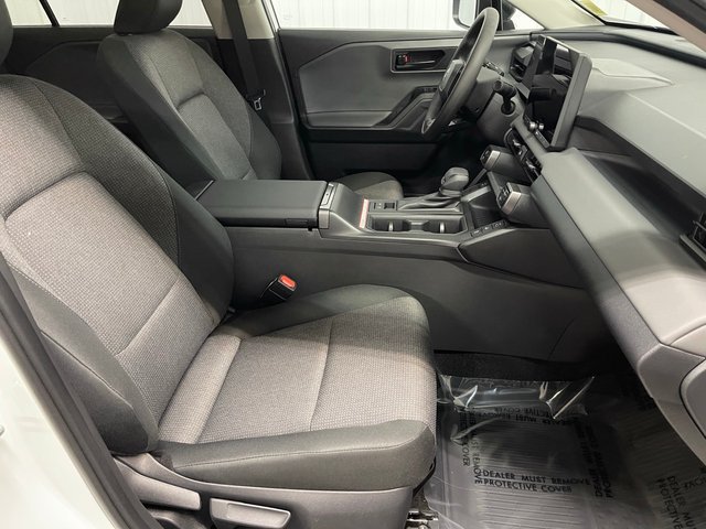 Used 2026 Toyota RAV4 LE AWD/4WD image 19