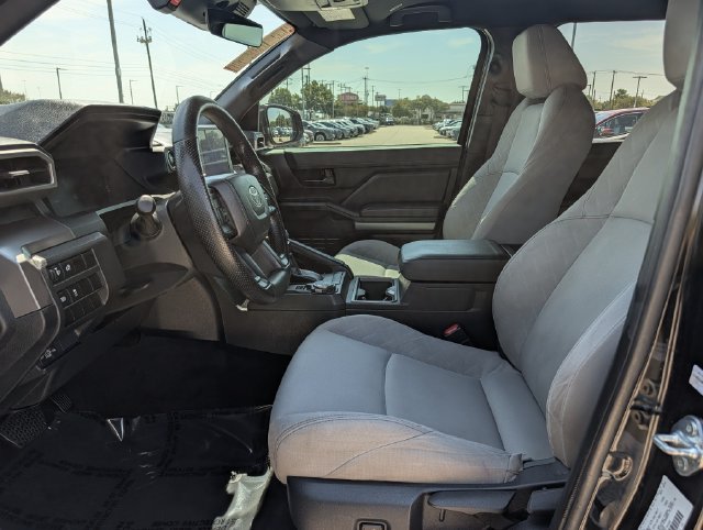 Used 2024 Toyota Tacoma SR5 AWD/4WD image 27