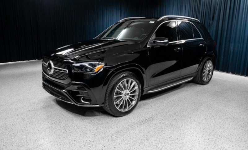 Certified 2026 Mercedes-Benz GLE 450 4MATIC image 1