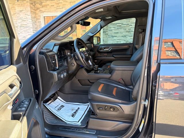 Used 2024 GMC Sierra 1500 AT4 w/ Technology Package AWD/4WD image 23
