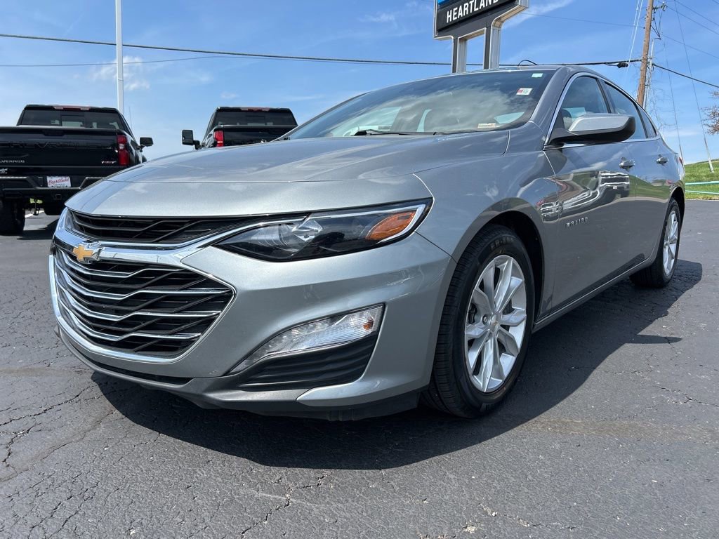 Used 2024 Chevrolet Malibu LT FWD image 1