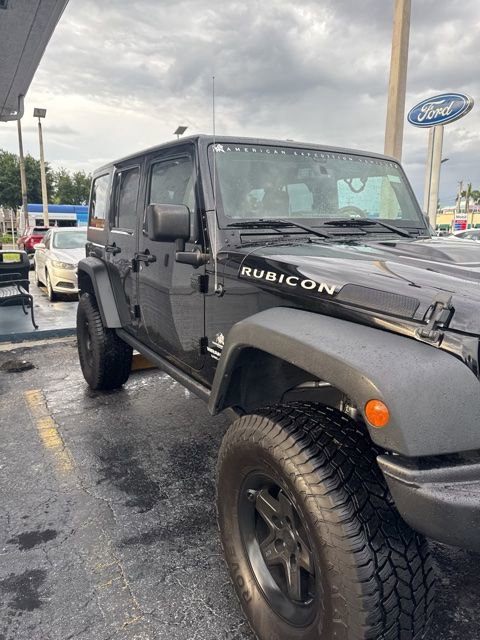 Used 2016 Jeep Wrangler Unlimited Rubicon w/ Connectivity Group AWD/4WD image 2