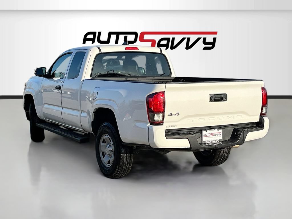 Used 2023 Toyota Tacoma SR AWD/4WD image 5